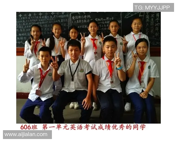 绿茵巨星同框经典瞬间尽显足球激情魅力与永恒记忆